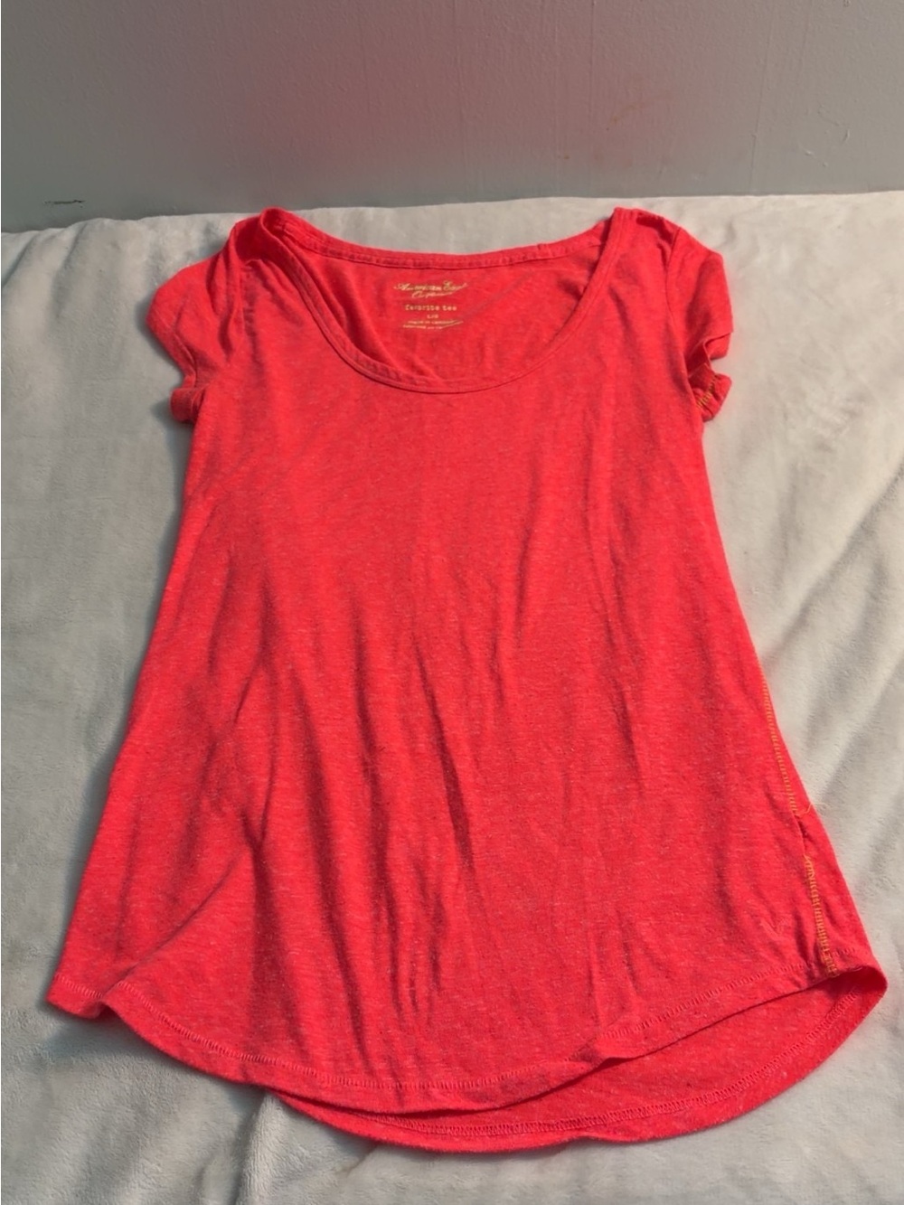 y2k American Eagle Outfitters Scoop Neck Short Sleeve Tee - Coral